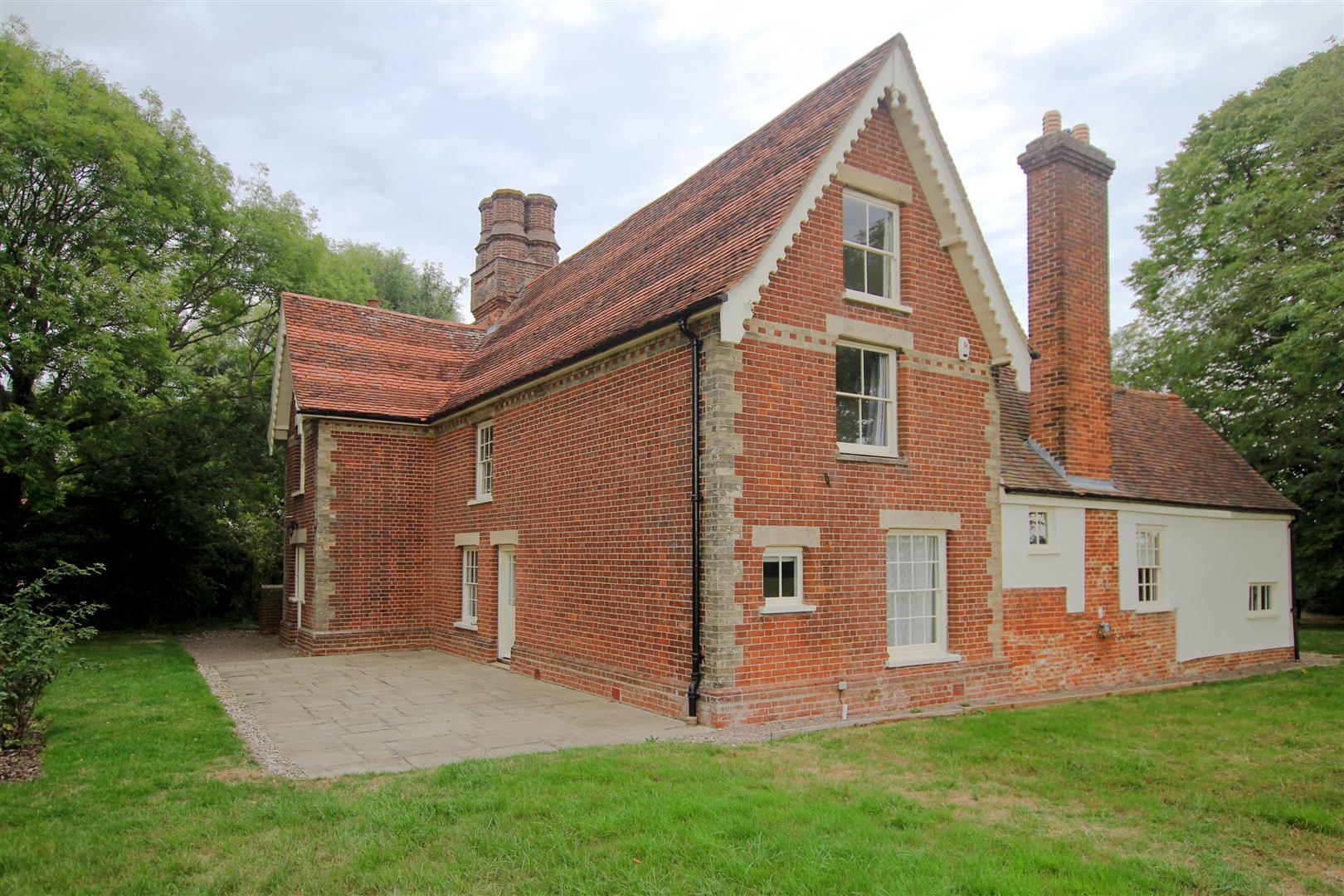 6 Bedroom to let in Haverhill Cheffins Saffron Walden Lettings